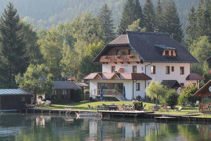 B&B für 2 Personen, mit Seeblick und Ausblick sowie Garten am Weissensee