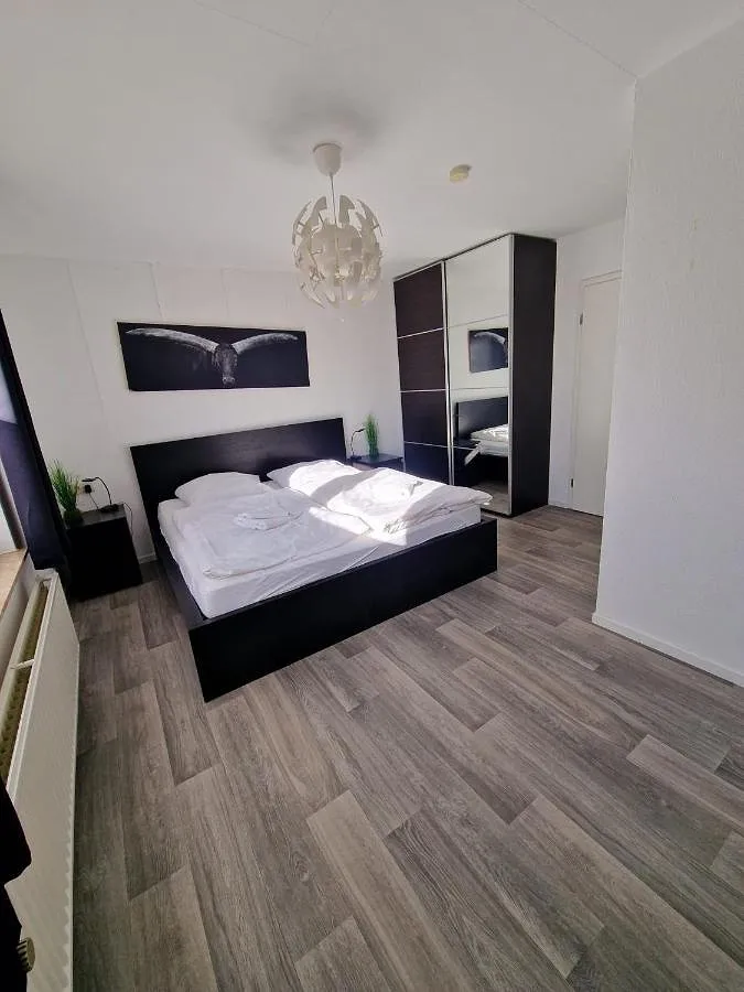 Apartamento de férias para 6 pessoas, com piscina e jardim e ainda jacuzzi and sauna - 1