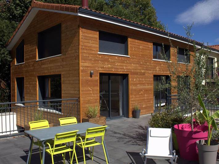 Gîte pour 2 personnes, avec piscine ainsi que terrasse et jardin à Saint-Cyr-au-Mont-d'Or - 4