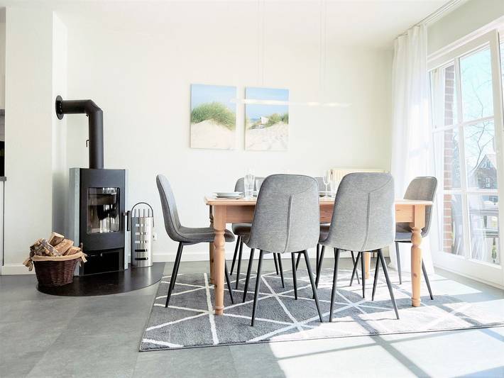 Ferienwohnung für 6 Personen, mit Balkon und Garten sowie Sauna