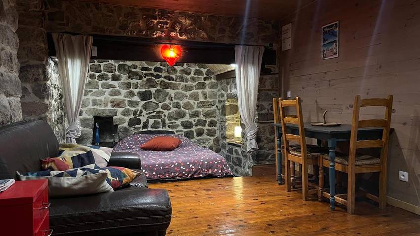 Gîte pour 2 personnes, avec jardin et vue à Saint-Prix - 2