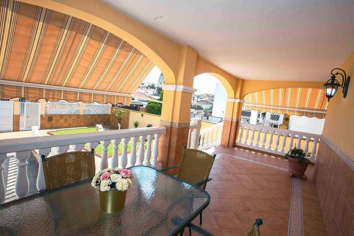 Casa rural para 8 personas, con jardín en Rincón de la Victoria - 3