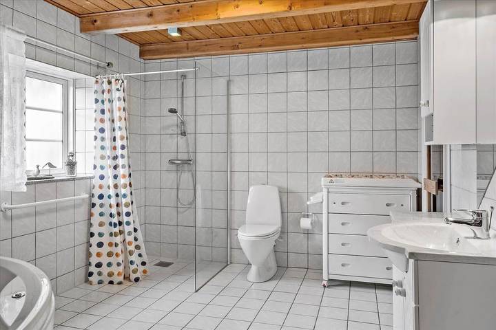 Ferienhaus für 7 Personen, mit Whirlpool und Terrasse sowie Sauna in Nissum Fjord - 4