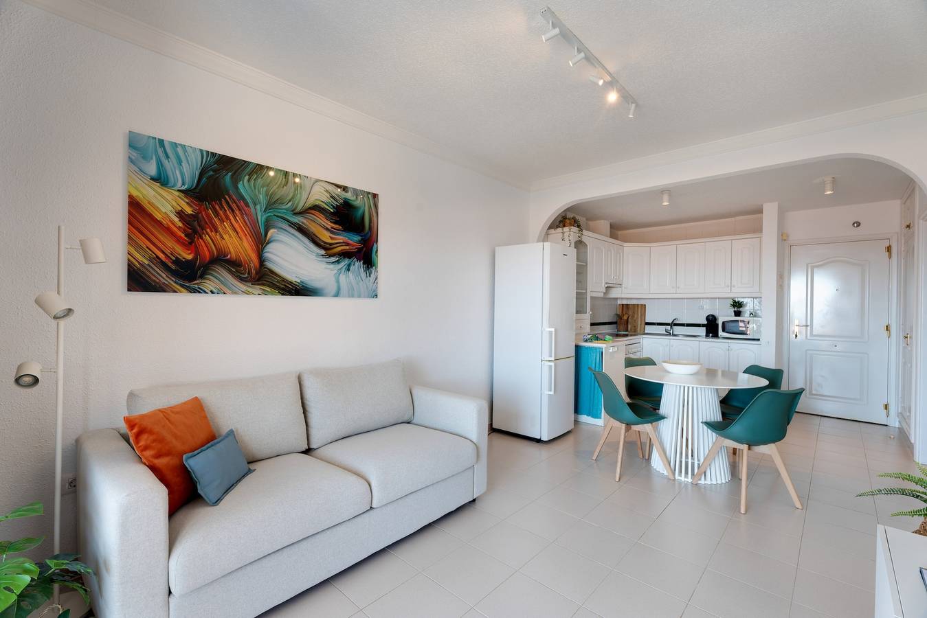 Geheel appartement, Appartement 'Balcón del mar - suite 353' met zonnig terras op het zuiden en frontaal zeezicht in Costa del Silencio, Arona