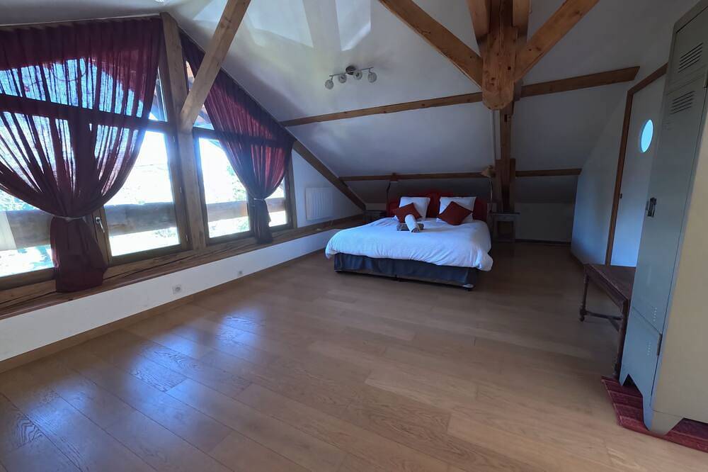 La Belmontine maison Saint Martin d'uriage in Vaulnaveys-le-Haut, Isère