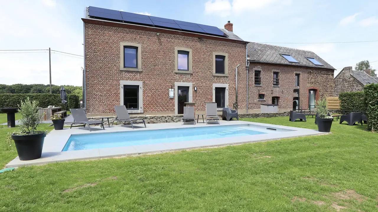 Ferienhaus für 10 Personen (300 m²) in Gesves in Gesves, Région de Namur
