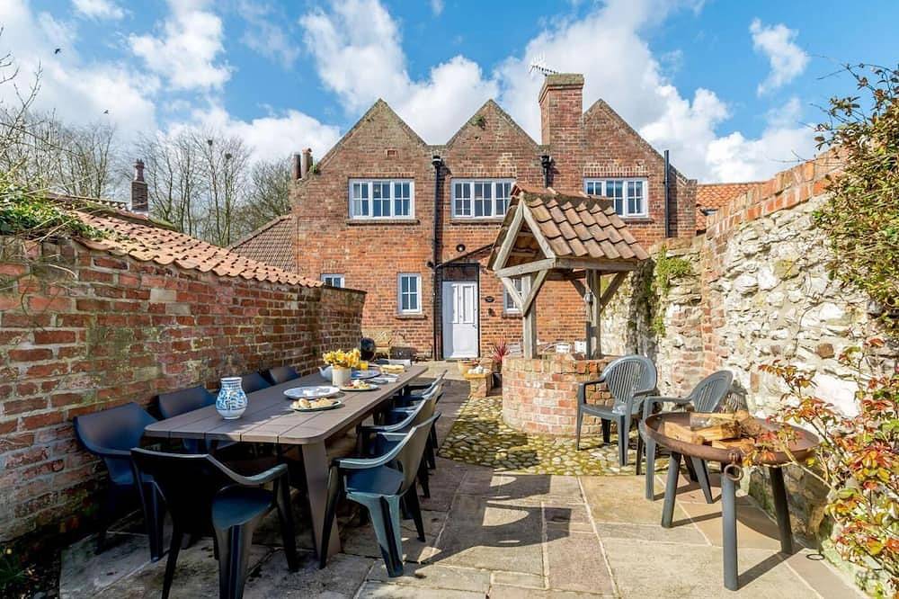 Cottage for 10 People in North Yorkshire