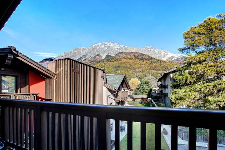 Appartamento intero, Appartamento "Baita Emilia e Daniele 12" con vista sulle montagne, balconi e Wi-Fi in Bormio, Comune di Bormio