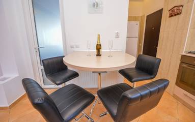 Ferieleilighet til 5 Personer i Bucureşti, Romania, Bilde 4