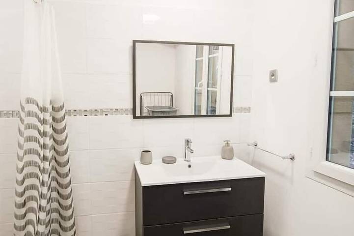 Location de vacances pour 2 personnes, avec jardin, animaux acceptés à Vire-sur-Lot - 4