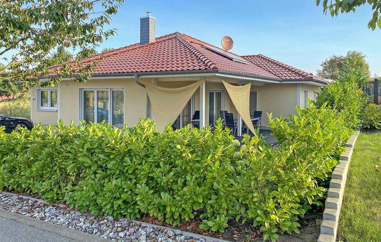 Ferienhaus für 4 Personen, mit Terrasse und Garten in Wolgast - 2