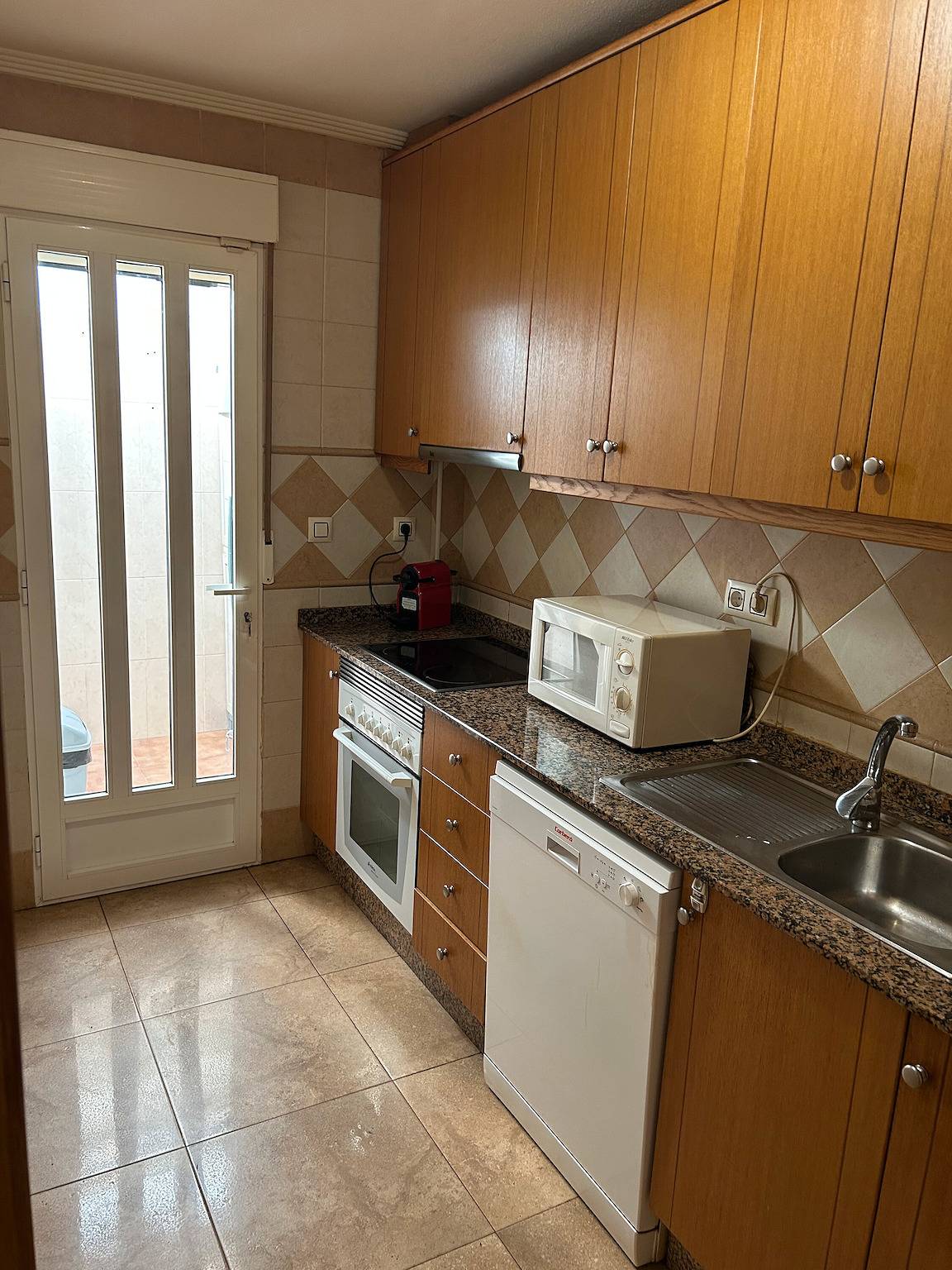Casa Vacacional 'Vacaciones Con Sabor A Hogar' con Balcón, Wi-Fi y Aire Acondicionado in San Pedro del Pinatar, Costa Cálida