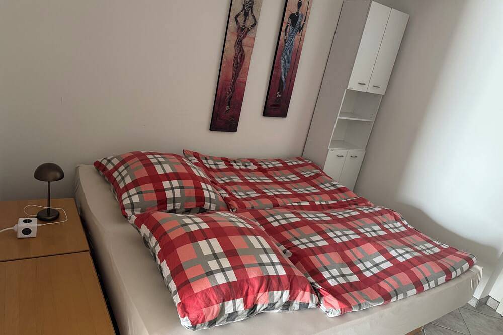 Ganze Wohnung, Wohlfühloase mit Wasserbett in Bodelshausen, Neckar-Alb