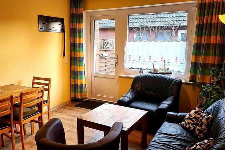 Ferienwohnung für 4 Personen, mit Terrasse in Jade