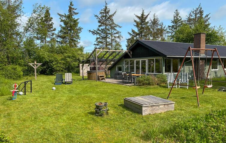 Ferienhaus für 5 Personen, mit Terrasse und Garten in Guldforhoved