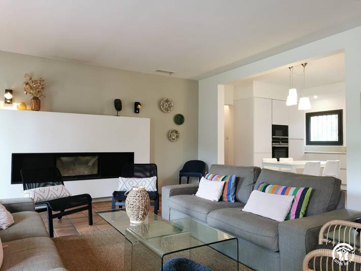 Gîte pour 10 personnes, avec terrasse et piscine, animaux acceptés à Le Soler - 4