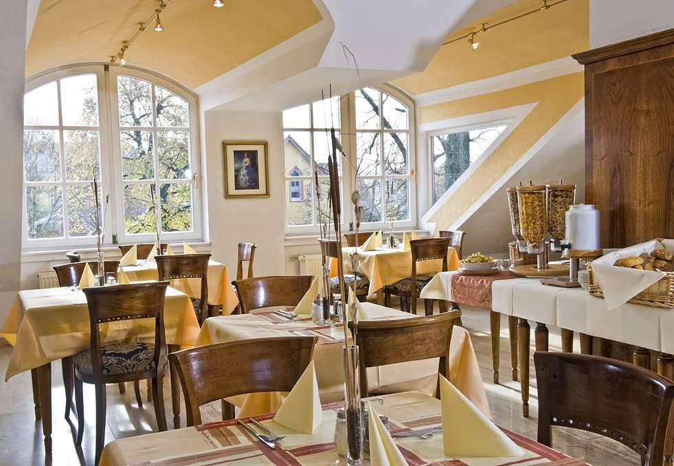 Hotel Königin Olga - Einzelzimmer in Ellwangen, Schwäbische Ostalb