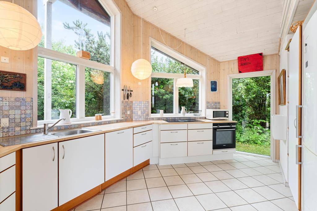 Ferienhaus mit Panoramaaussicht auf den Ringkøbing Fjord in Nørre Lyngvig, Hvide Sande