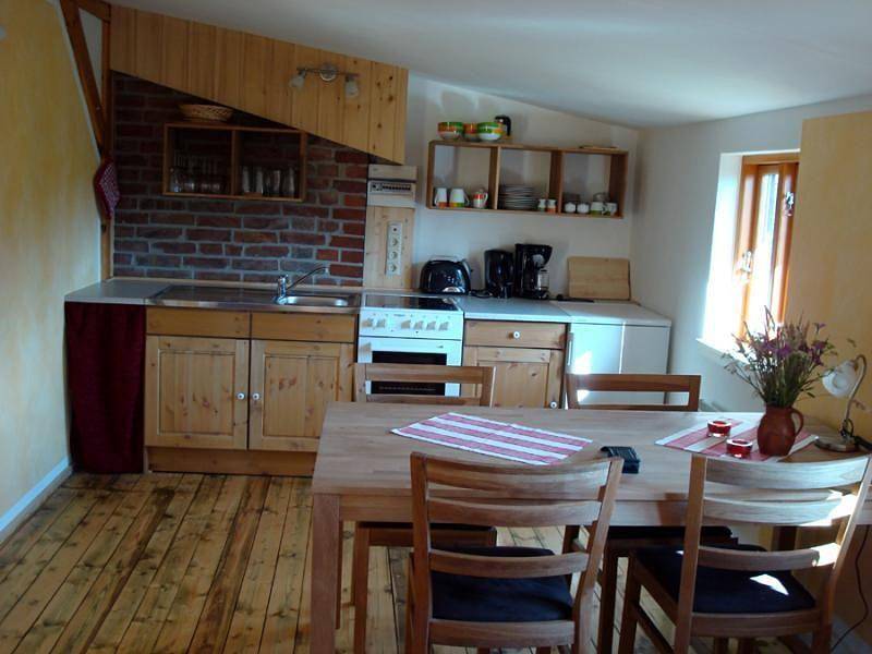 Apartamento vacacional entero, Apartment in a converted boat shed in Spandowerhagen, Kröslin