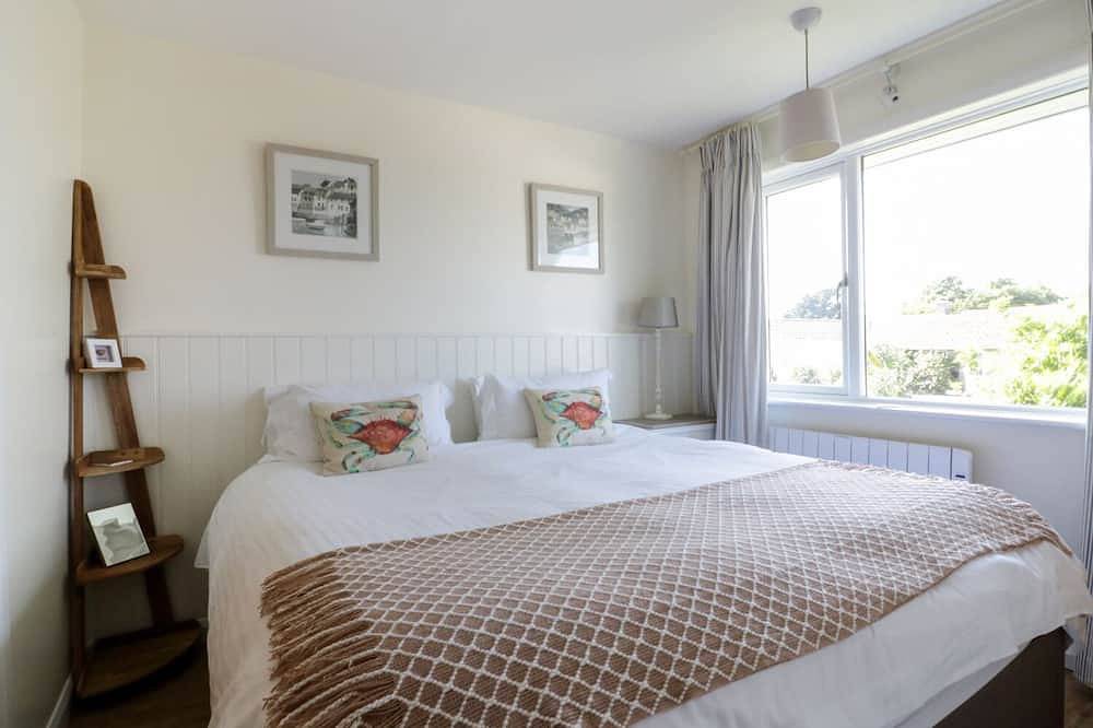 Keelyn, pet friendly, country holiday cottage in Crantock in Crantock, Cornwall
