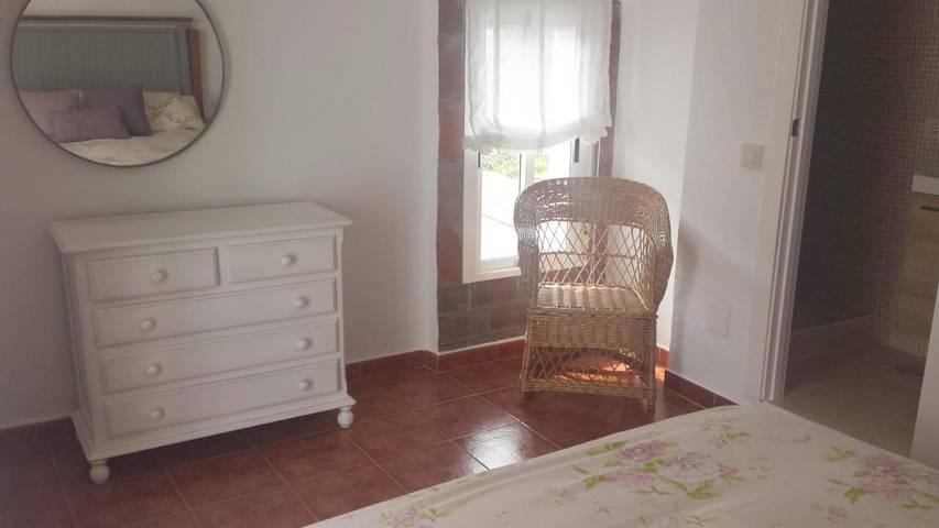 Casa rural para 2 personas, con jardín y vistas en Zahora - 2