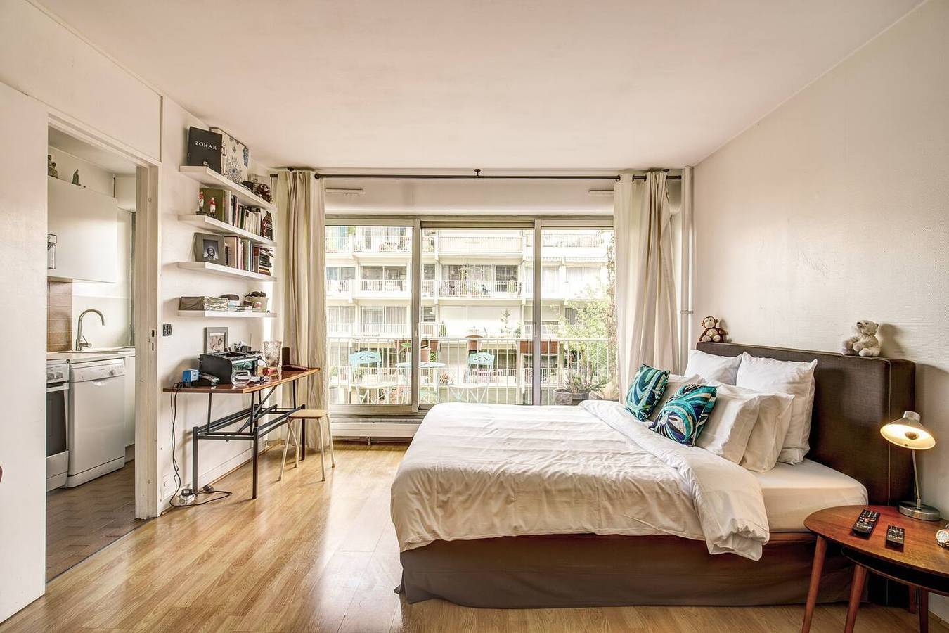 Apartamento de férias inteiro, Apartamentos para Temporada para 2 pessoas com balcão in Paris, Ilha de França