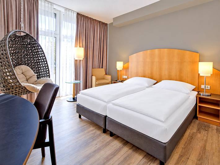 Ganze Wohnung, Seminaris Sunday Hotel Potsdam Babelsberg – Doppelzimmer in Babelsberg, Potsdam und Umgebung