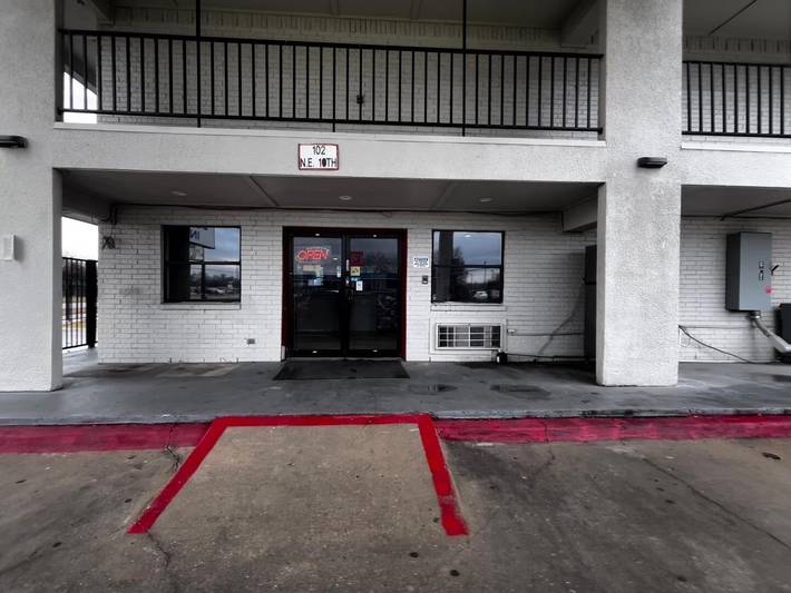 Ganze Wohnung, Kingsize-bett Nichtraucher in Grand Prairie, Dallas County
