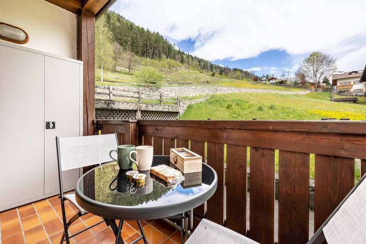 Appartamento intero, Appartamento 'Collini Le Betulle' con vista montagna, giardino privato e balcone in Spiazzo, Alpi dell'Adamello e della Presanella