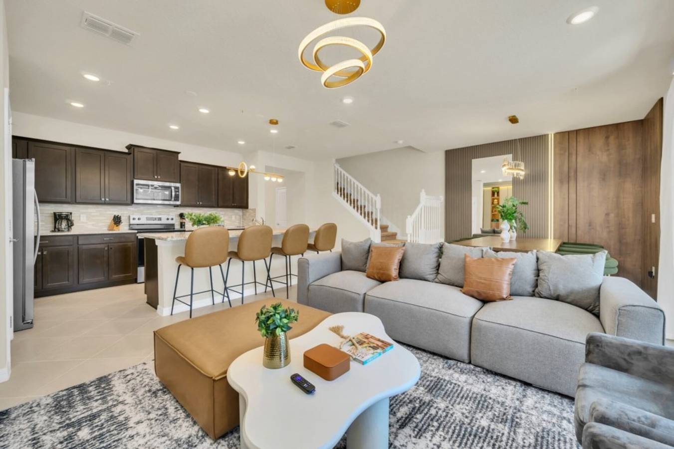 Orlando Villa 6223: Luxury 5-Star Villa Minutes from Disney in Four Corners, Lake County