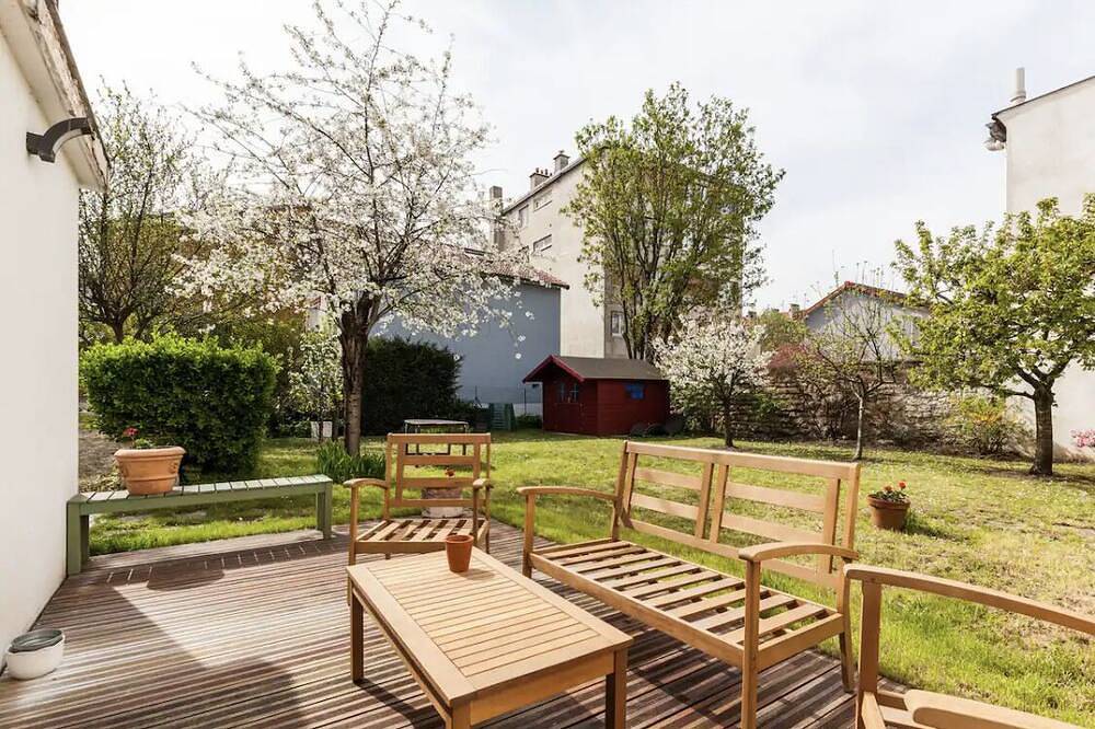 Apartamento entero, Studio Confortable et Calme à 25 Minutes du Centre de Paris in Joinville-le-Pont, Valle del Marne
