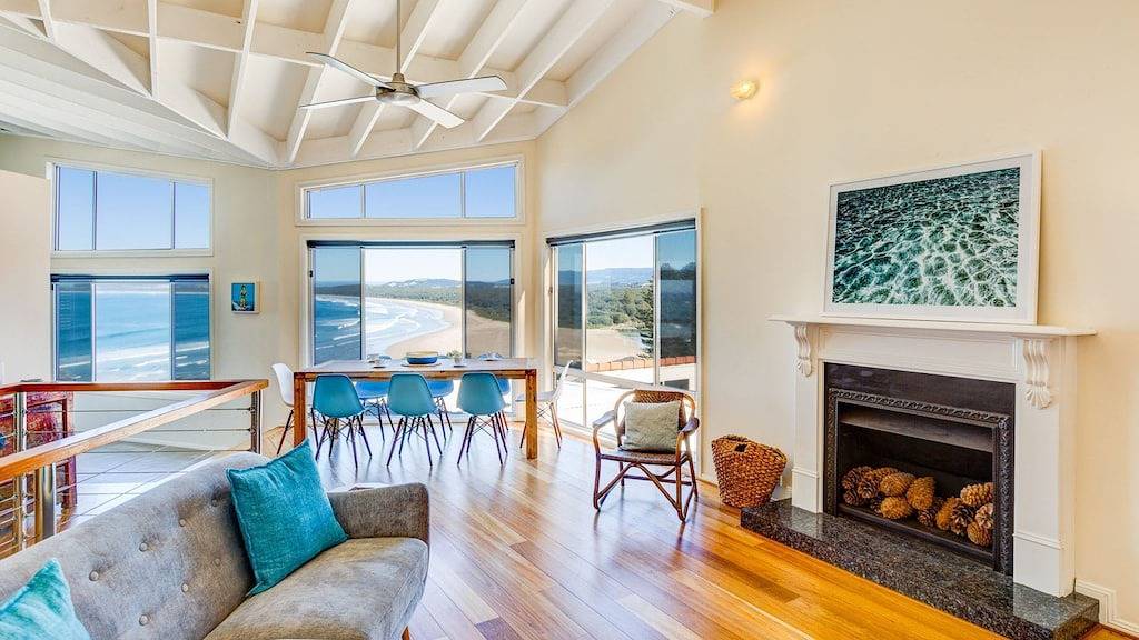 Holiday Home for 10 People in Gerroa, New South Wales