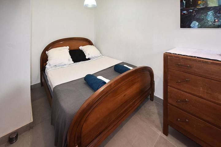 Location de vacances pour 6 personnes, avec jardin à Jonquières - 3