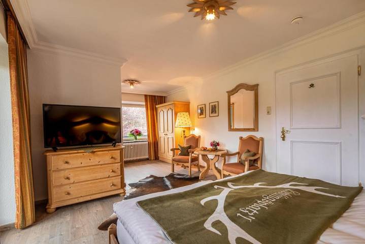 BnB für 2 Personen, mit Garten und Terrasse sowie Ausblick am Tegernsee