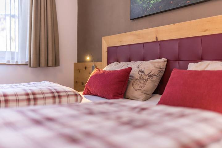 Appartement entier, Appartement 'Ciasa Rungg App Corones' avec vue sur les montagnes, jardin et Wi-Fi in San Vigilio di Marebbe, Marebbe