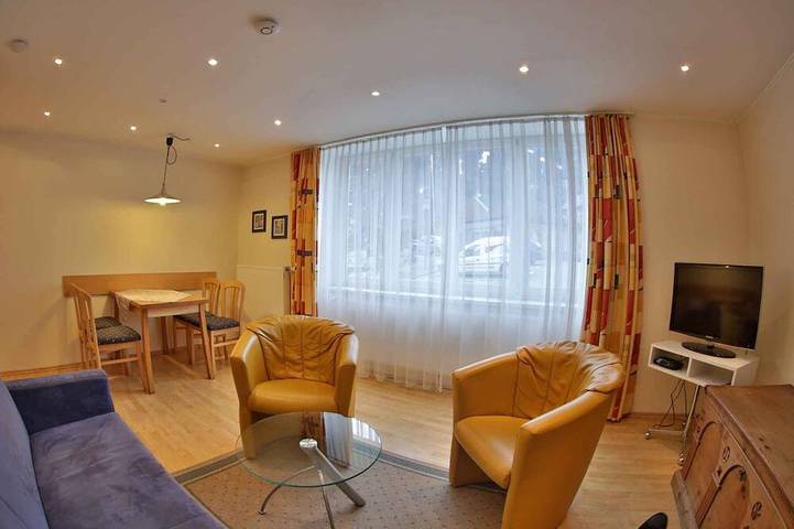 Ganze Wohnung, Ferienwohnung im Ortszentrum in Hohe Tauern, Obervellach