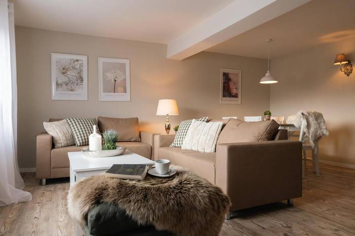Ferienwohnung für 4 Personen, mit Terrasse und Garten
