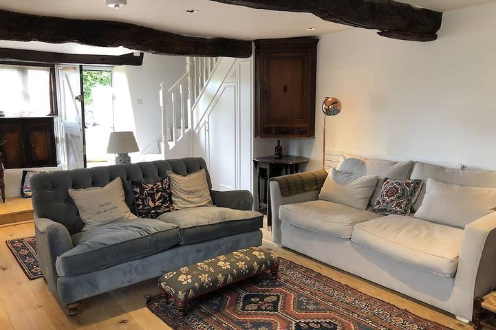 Holiday rental for 8 people, with garden and terrace, with pets in Stroud