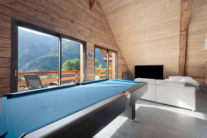 Chalet la Grange aux 7 Marmottes – Alpenchalet mit Sauna, 6 Schlafzimmern & Bergblick in Saint-Alban-des-Villards, Region Saint-Jean-de-Maurienne