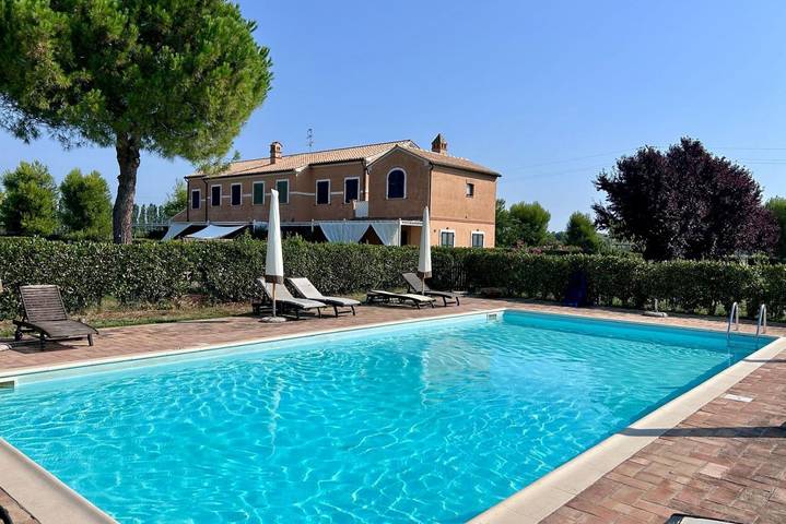 Appartamento per 4 persone, con Giardino e Piscina a Porto Recanati