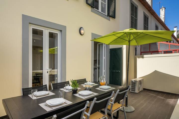 Casa vacanza per 6 persone, con balcone, adatto a famiglie con bambini - 1