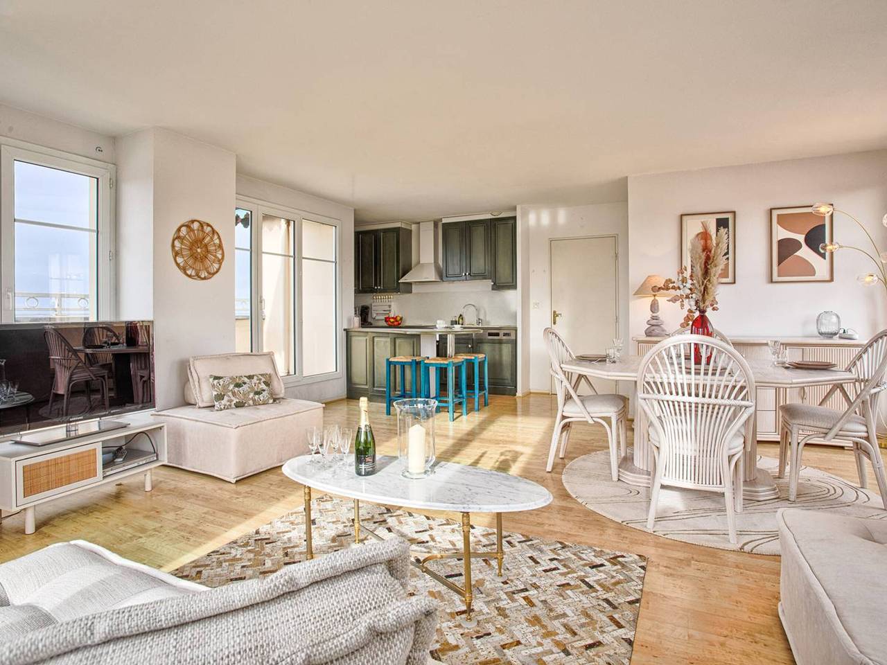 Apartamento entero, Apartamento luminoso con piscina, cerca de Cabourg in Dives-sur-Mer, Region de Lisieux