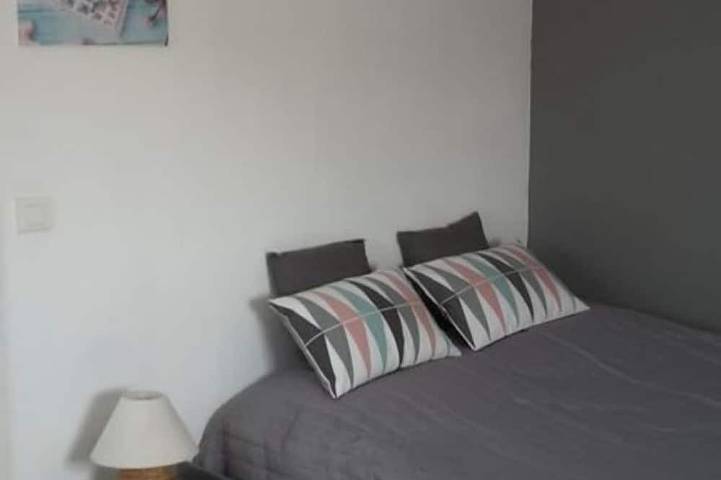 Gîte pour 3 personnes, avec piscine à Belcodène - 3