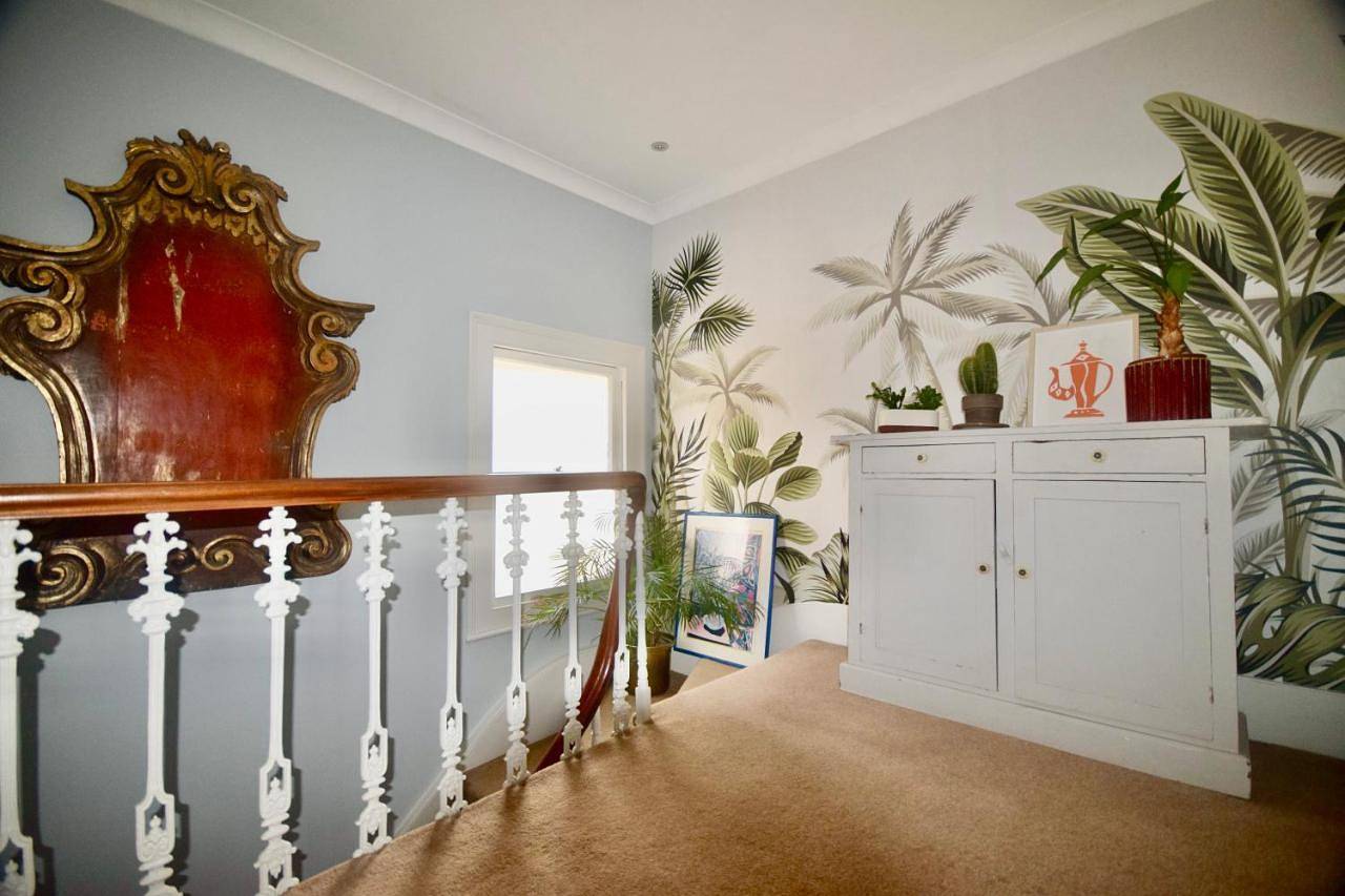 Double or Twin Room with Private Bathroom in Hove, Brighton