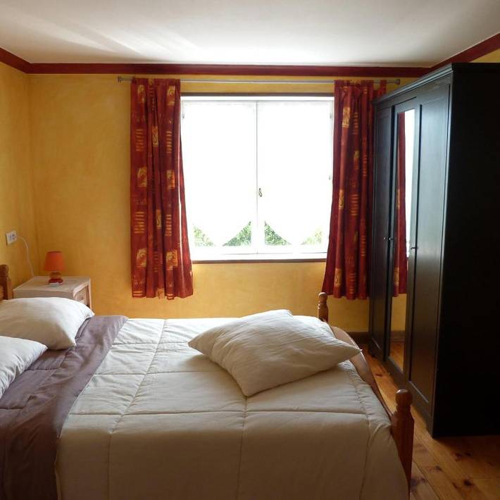 Location de vacances pour 6 personnes, avec jardin et piscine à La Boussac - 3