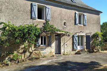 Location de vacances pour 8 personnes, avec jardin à Mayrac