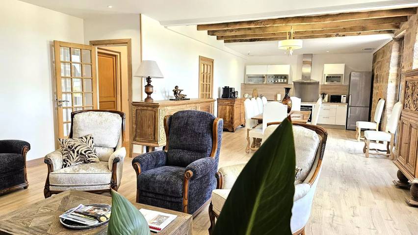 Gîte pour 8 personnes, avec terrasse