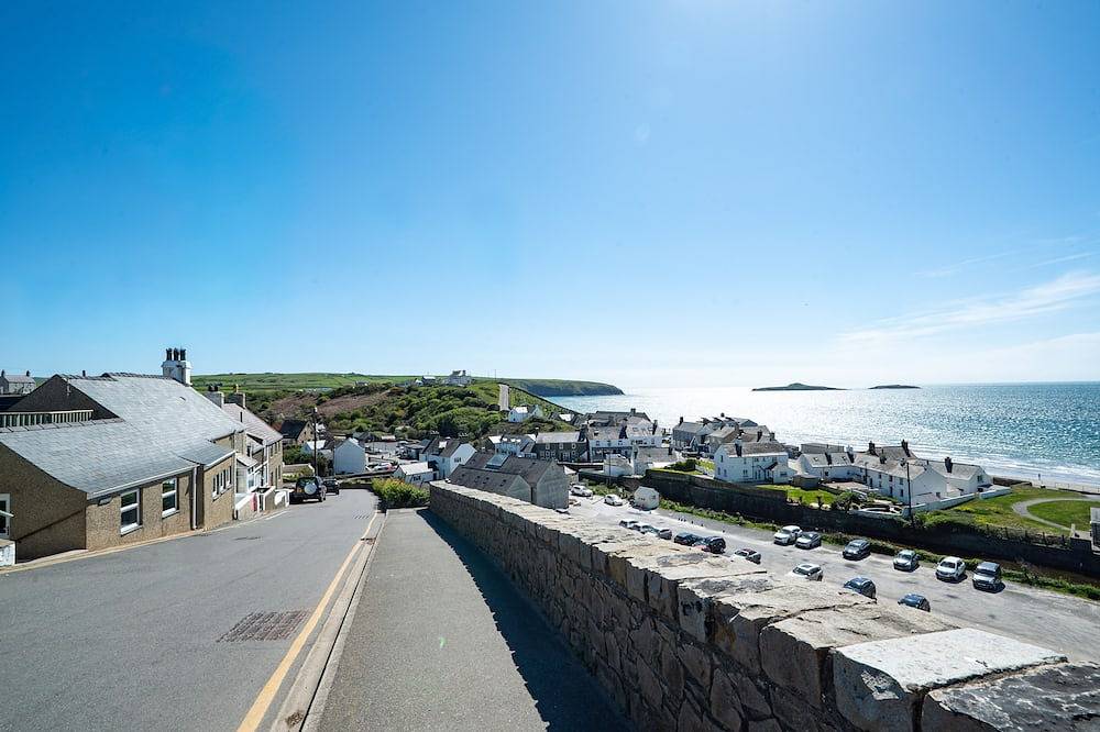 Coastal Holiday Cottage in North Wales | Pensarn in Aberdaron, Gwynedd