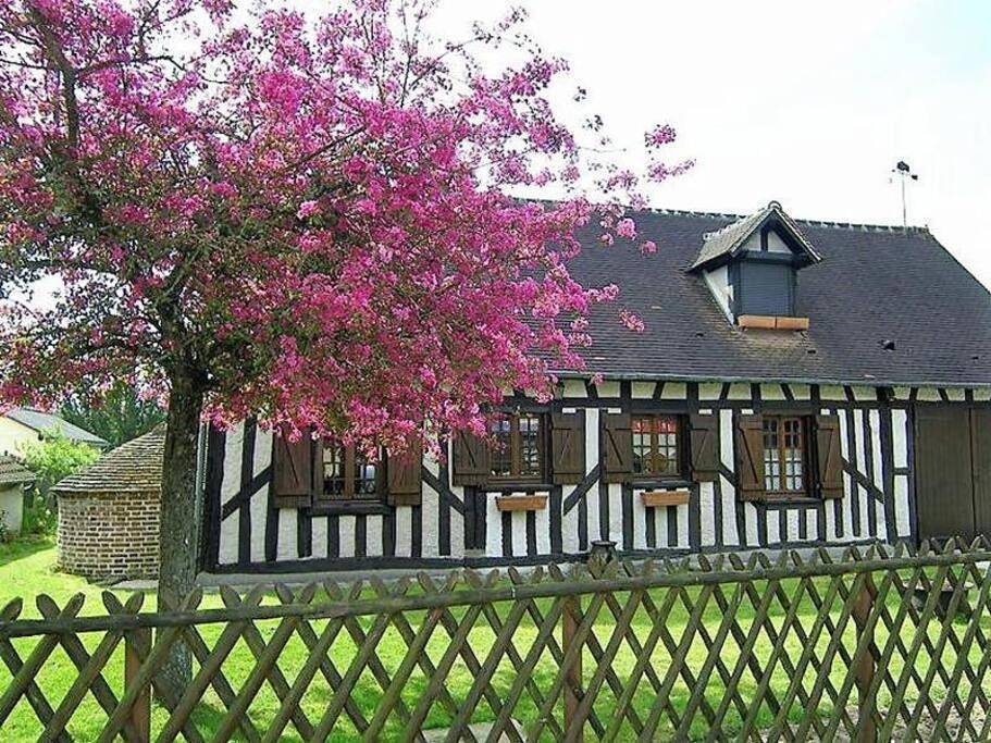 La Demeure du Cerf gîte de charme 6P avec piscine chauffée & spa, Sologne, proche Center Parcs, Lamotte-Beuvron et Zoo de Beauval in Chaon, Sologne