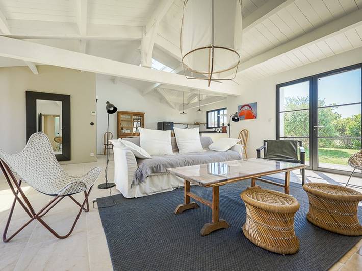 Location de vacances pour 10 personnes, avec terrasse et jardin à Saint-Clément-des-Baleines - 2